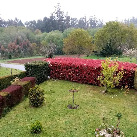 Ferienhaus Casa O Castelo En Touro